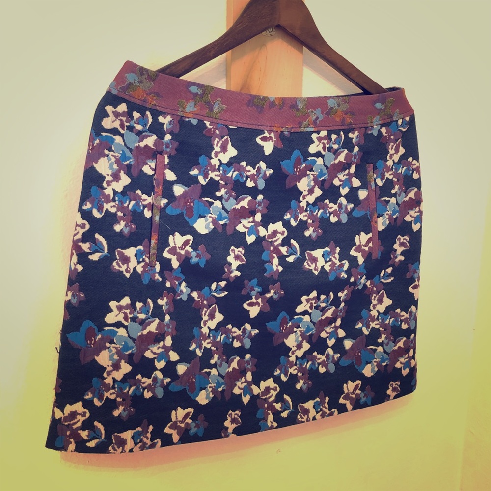 Floral skirt. Maeve by Anthropologie. Size 10.